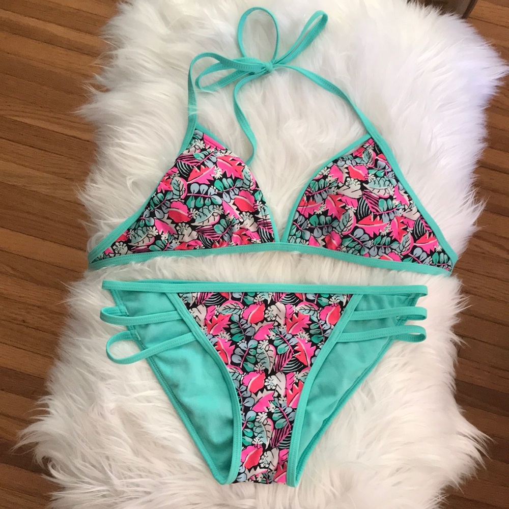 Bright cutout LA hearts bikini